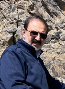 Dr. Wazir Khan R7 Capital Ventures Karim Rayani is the Founder, Executive Chairman, and CEO of R7 Capital Ventures Ltd. and R7 Investments UAE, a global family office with strategic holdings across gold, silver, copper, rare earths, energy, wellness, and real estate.